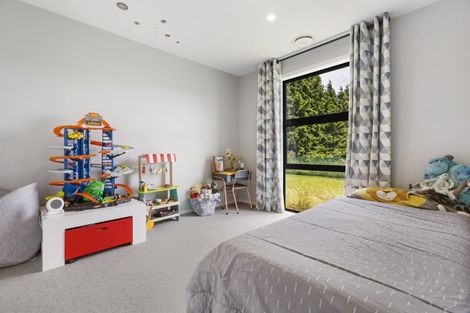 Photo of property in 12 Robrosa Street, Wanaka, 9305