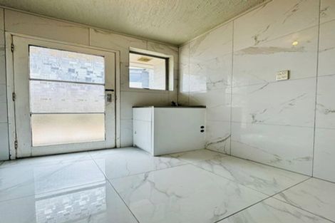 Photo of property in 26 Clyma Place, Massey, Auckland, 0614