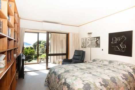 Photo of property in 7 Merlincote Crescent, Governors Bay, Lyttelton, 8971