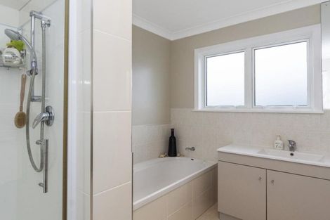 Photo of property in 11 Tarata Street, Matua, Tauranga, 3110