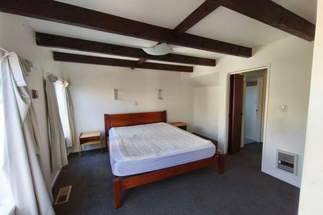 Photo of property in 39b Parkvale Road, Karori, Wellington, 6012