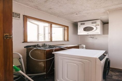 Photo of property in 15 Poole Street, Feilding, 4702