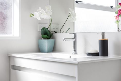 Photo of property in 4/73 Vintage Drive, Henderson, Auckland, 0612