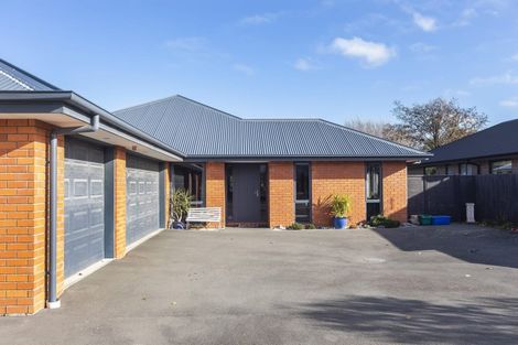 Photo of property in 14 Garforth Green, Halswell, Christchurch, 8025