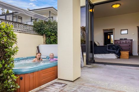 Photo of property in 47 Wakeman Road, Acacia Bay, Taupo, 3330