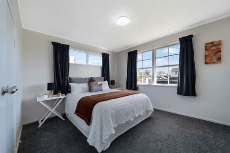 Photo of property in 14 John Walker Drive, Manurewa, Auckland, 2102