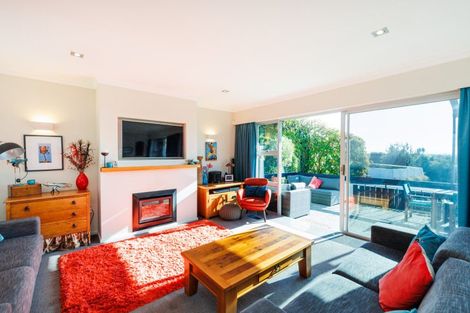 Photo of property in 15 Mountain View Road, Fitzherbert, Palmerston North, 4410