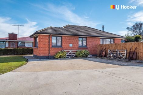 Photo of property in 1 Watson Street, Green Island, Dunedin, 9018