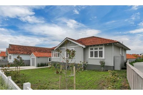 Photo of property in 1 Cochrane Road, Hobsonville, Auckland, 0616