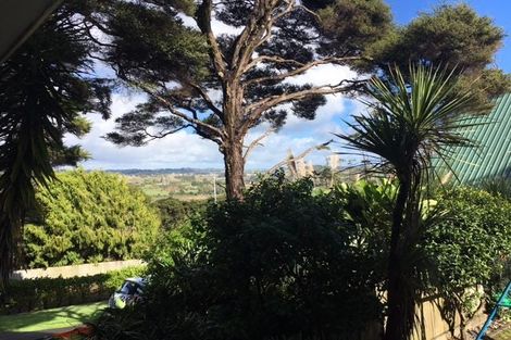 Photo of property in 322 Whangaparaoa Road, Stanmore Bay, Whangaparaoa, 0932