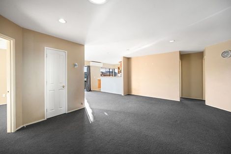 Photo of property in 14 Sudbury Court, Rototuna North, Hamilton, 3210