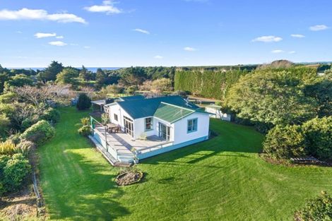 Photo of property in 59 Beach Road Extension, Tirohanga, Opotiki, 3197