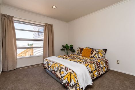 Photo of property in 28a Weka Street, Mangawhai, 0505