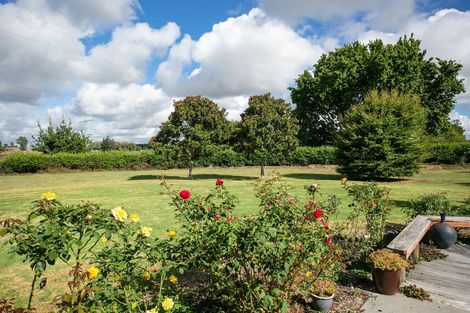 Photo of property in 2 Lake View Drive, Karapiro, Cambridge, 3494