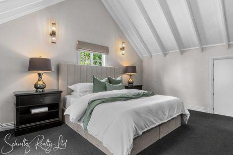 Photo of property in 3251 Paparoa-oakleigh Road, Paparoa, 0571