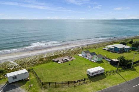 Photo of property in 721 Pukehina Parade, Pukehina, 3189