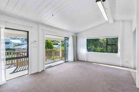 Photo of property in 30 Middleton Road, Johnsonville, Wellington, 6037