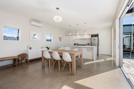 Photo of property in 11 Coprosma Close, Papamoa Beach, Papamoa, 3118