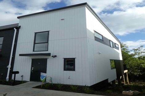 Photo of property in 2/125b Metcalfe Road, Ranui, Auckland, 0612