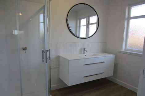 Photo of property in 172 Papanui Road, Merivale, Christchurch, 8014