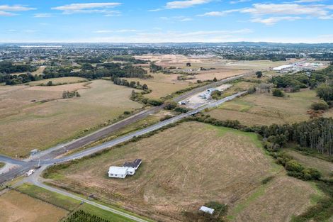 Photo of property in 240 Sutton Road, Drury, 2113