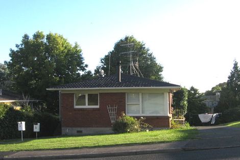 Photo of property in 1/19 Velma Road, Hillcrest, Auckland, 0627