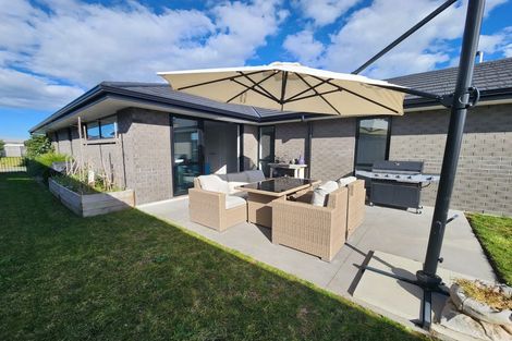 Photo of property in 11 Wawai Drive, Papamoa Beach, Papamoa, 3118