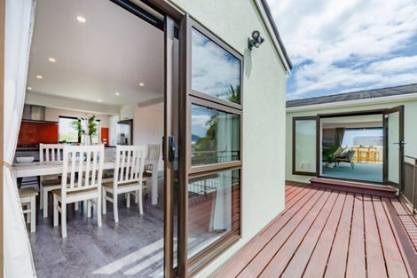 Photo of property in 8 Kohutuhutu Road, Raumati Beach, Paraparaumu, 5032