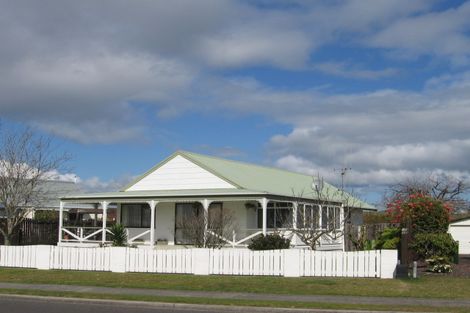 Photo of property in 6 Monowai Street, Mount Maunganui, 3116