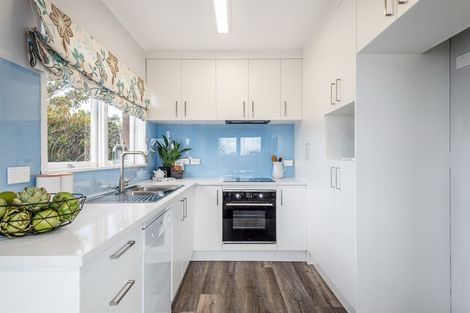 Photo of property in 3/5 Gordon Avenue, Forrest Hill, Auckland, 0620