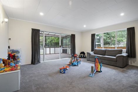 Photo of property in 75 Kitchener Road, Waiuku, 2123