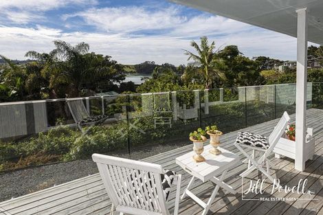 Photo of property in 2 Cliff Street, Pahi, Paparoa, 0571