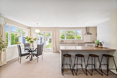 Photo of property in 51 Gregan Crescent, Burnside, Christchurch, 8053