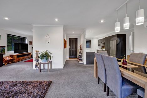 Photo of property in 31 Flint Road West, Stratford, 4332