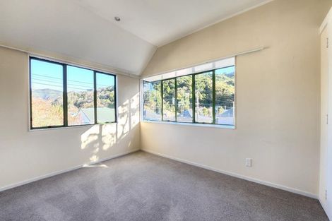 Photo of property in 6 Eagle Street, Karori, Wellington, 6012