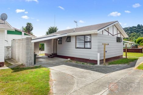 Photo of property in 30 Douglas Street, Grasmere, Invercargill, 9810