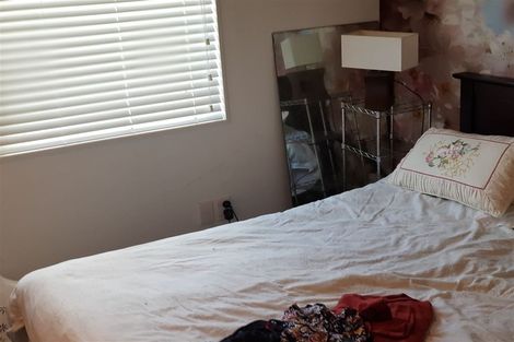 Photo of property in 3a Olwyn Place, Greenhithe, Auckland, 0632