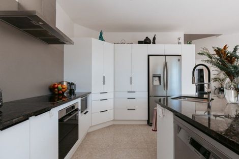 Photo of property in 5 Piha Close, Papamoa Beach, Papamoa, 3118