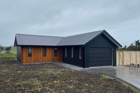 Photo of property in 8 The Lakes Drive, Kerikeri, 0230