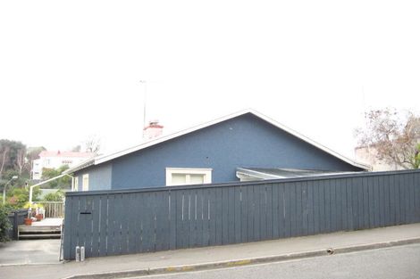 Photo of property in 4 Napier Terrace, Hospital Hill, Napier, 4110