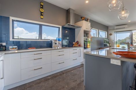 Photo of property in 33 Hihitahi Rise, Paihia, 0200