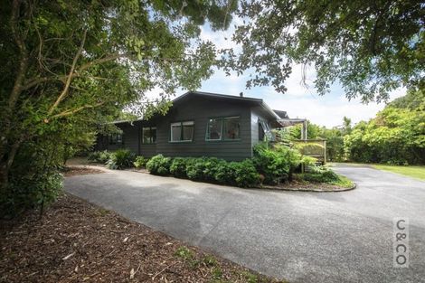 Photo of property in 5 Muriwai Road, Waimauku, 0812