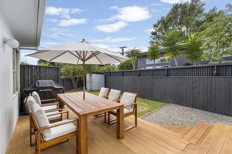 Photo of property in 41 Elizabeth Street, Waikanae, 5036