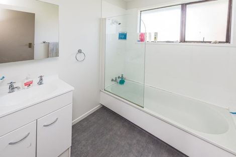 Photo of property in 201 Puriri Street, Castlecliff, Whanganui, 4501