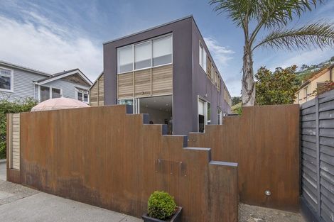 Photo of property in 18 Marriner Street, Sumner, Christchurch, 8081