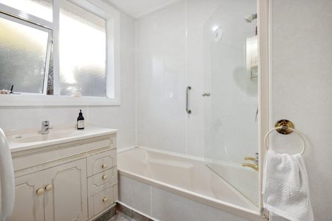 Photo of property in 154 Easther Crescent, Kew, Dunedin, 9012