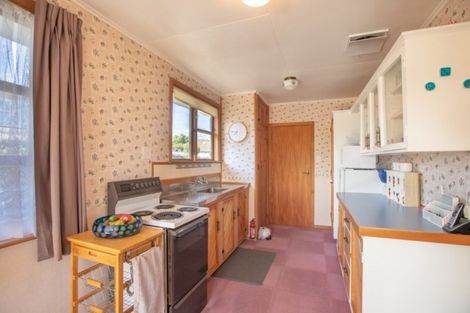 Photo of property in 19 Spur Grove, Titahi Bay, Porirua, 5022