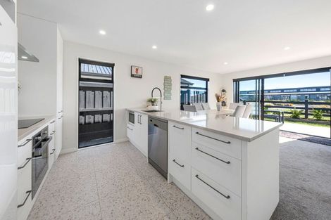 Photo of property in 37 Upham Lane, Rolleston, 7615