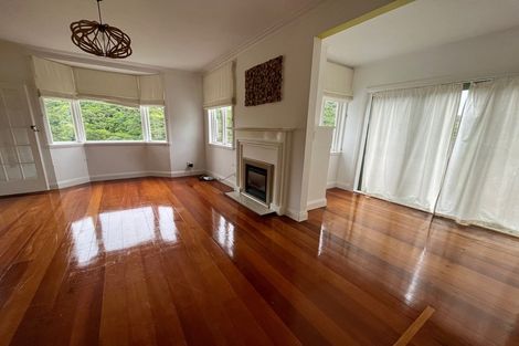 Photo of property in 34 Moana Road, Kelburn, Wellington, 6012