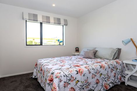 Photo of property in 15 Anglers Way, Omokoroa, 3114